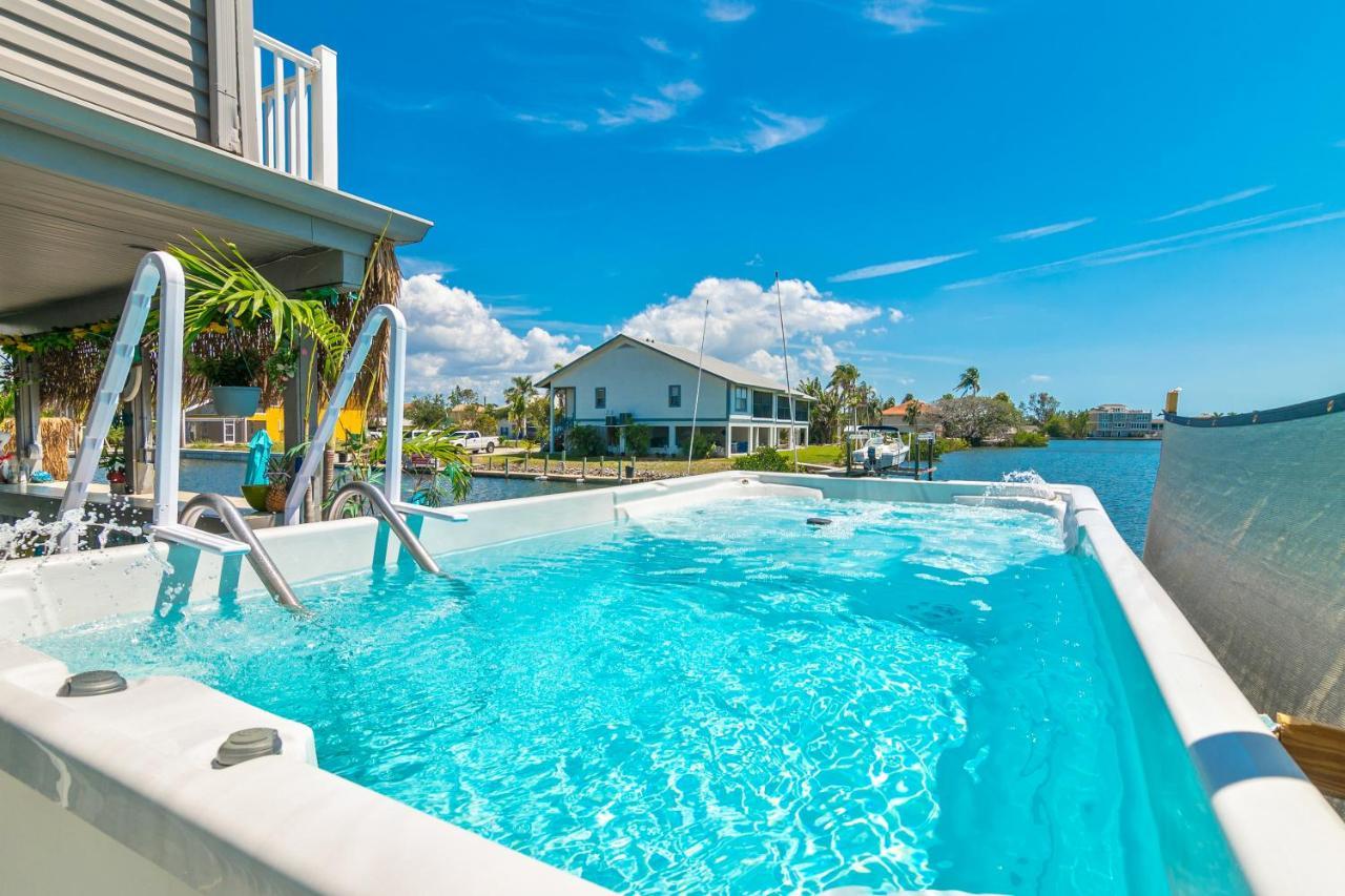 Latitude 26 Waterfront Boutique Resort - Bonita Springs Eksteriør bilde