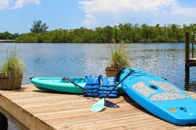 Latitude 26 Waterfront Boutique Resort - Bonita Springs Eksteriør bilde